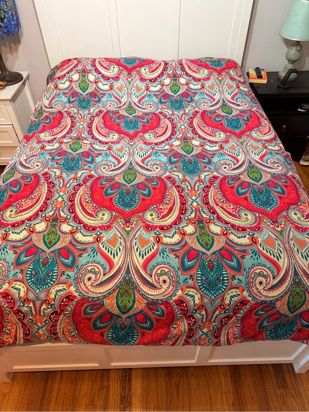 VCNY Home Casa damask reversible red paisley comforter